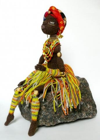 belleza africana, mujer hecha en crochet