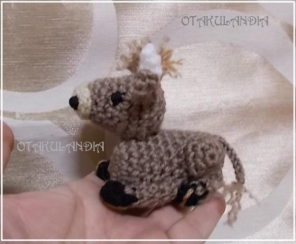 buey amigurumi de lado