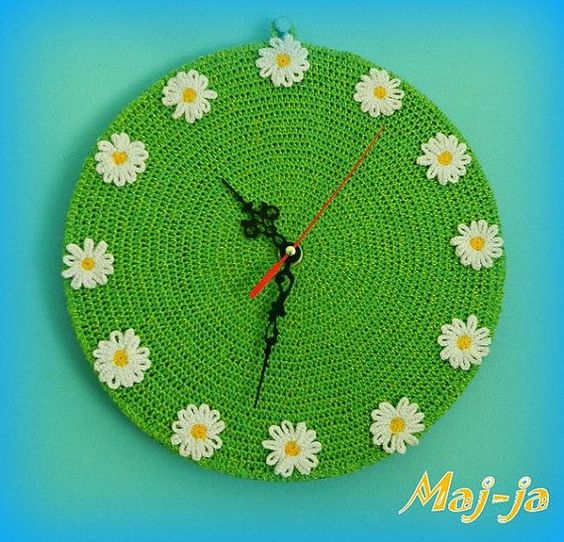 reloj artesanal en crochet