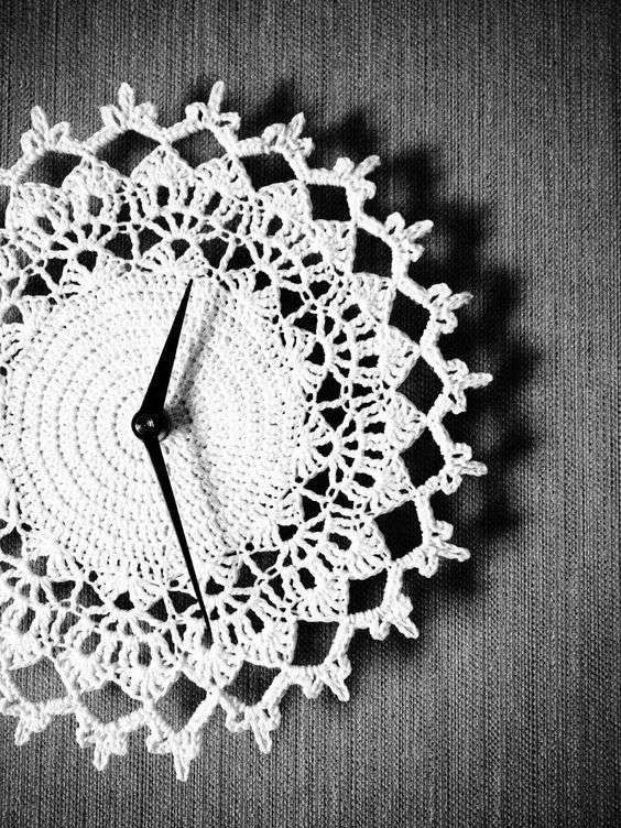 reloj artesanal en crochet