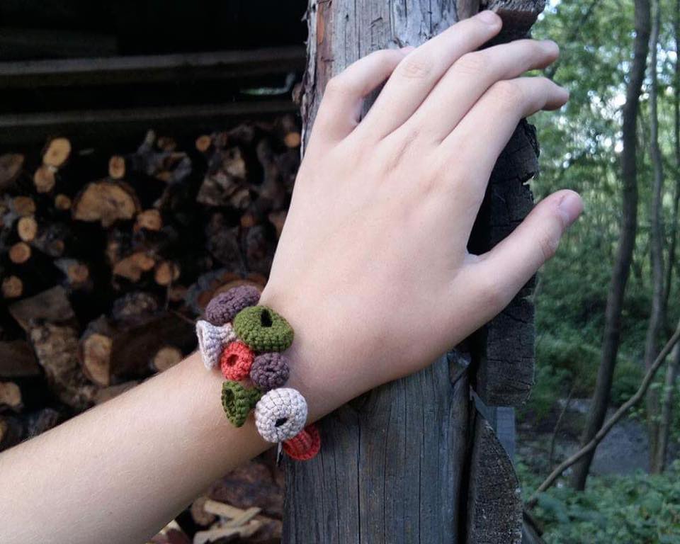 Pulseras de primavera y verano en crochet ¡ super cuquis !