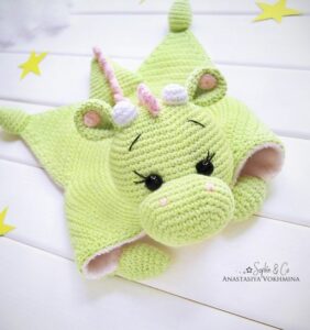 Crochet star baby blankets
